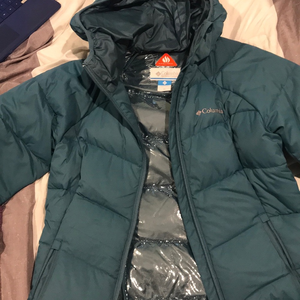 WOMEN’S LONE FIR 650 TURBODOWN™ HOODED JACKET